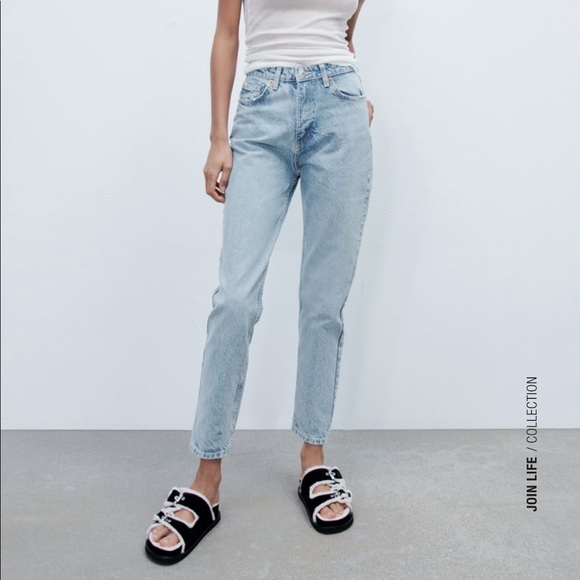 Zara Mom Fit Jeans (Light Blue) - Picture 3 of 4